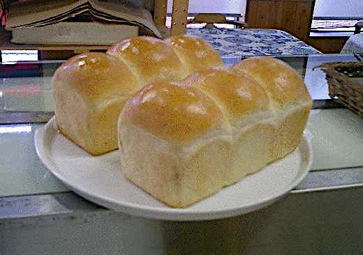 バズ食パンローフ型食パン