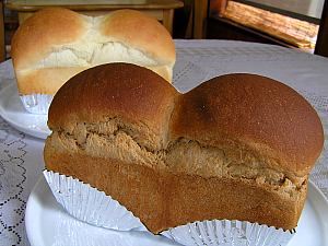牛乳食パンミックス（１斤用）で作る牛乳食パンときな粉パンミックス（１斤用）で作るきな粉食パン